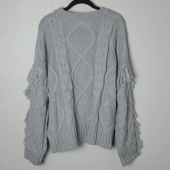 &merci Boho Sweater Cable Knit Bodice Fringe Sleeves Ribbed Hem Size Large Gray - Picture 8 of 11